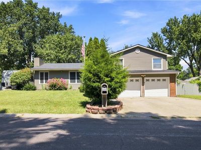 1004 Douglas Ln