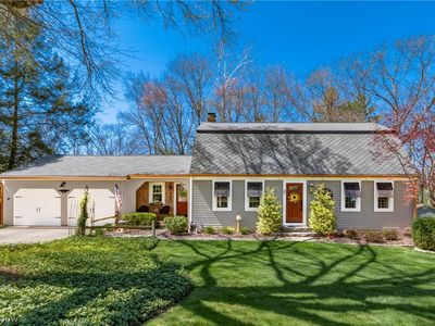 1169 Parkview Dr