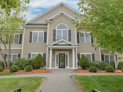 17 Roundabout Way Unit 5
