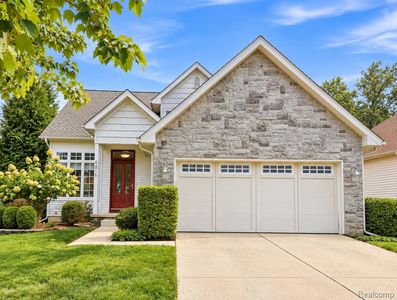 621 Creekside Ct