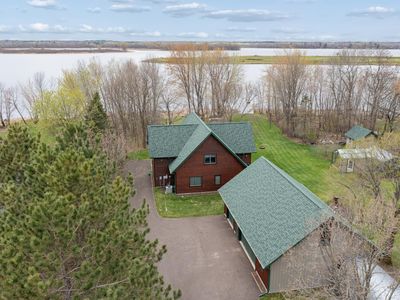 24179 Clam Lake Dr