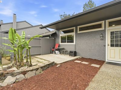 28612 SW Ash Meadows Blvd APT 30