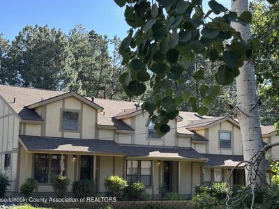 82 Geneva Dr