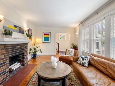40 Ansonia Rd