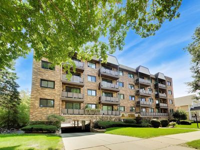 121 S Vail Ave APT 406
