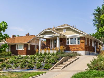 1331 E Kensington Ave