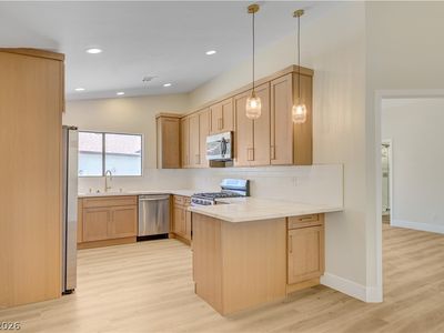 942 Anchor Dr