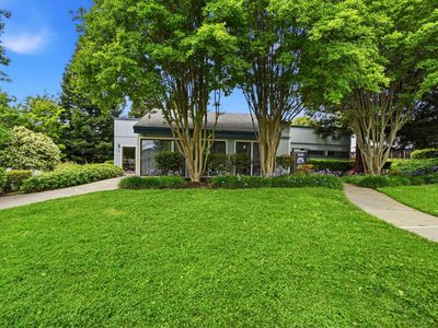 163 Holiday Hills Dr
