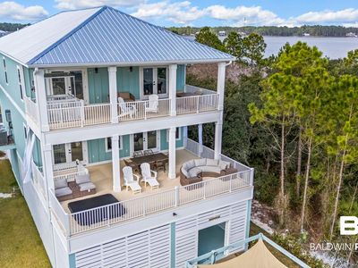 927 Heron Point Dr