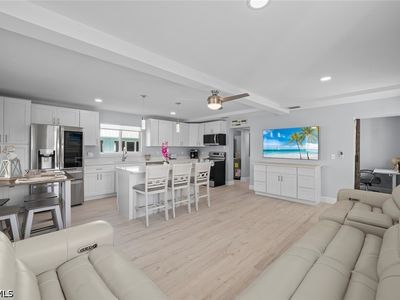 6151 Estero Blvd APT 6