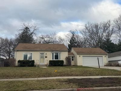 5643 N 66th STREET