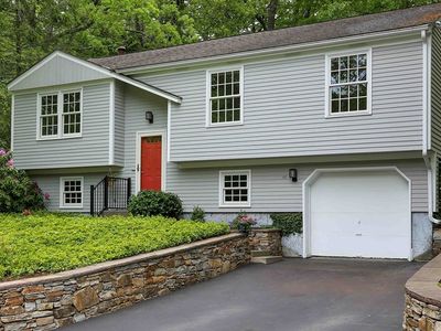 60 Wrentham Rd