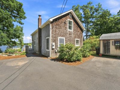 111 King Philip Rd