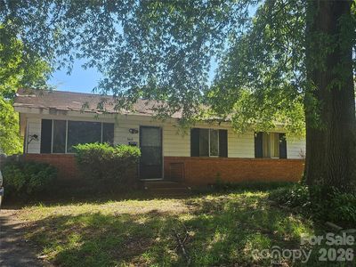 5415 Dennis Ct