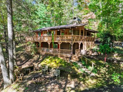 196 Lakeview Ln