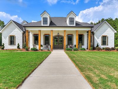 6595 Haywood Dr
