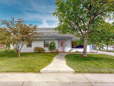706 Cedar Ave