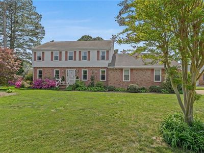 1101 Kings Way Dr
