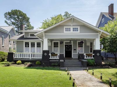 702 N Nashville Ave