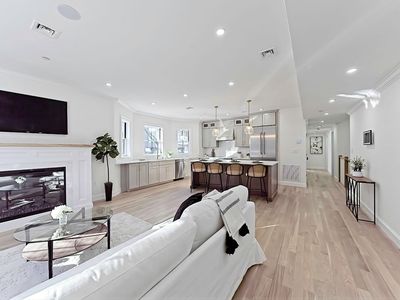252 Lexington Ave #1
