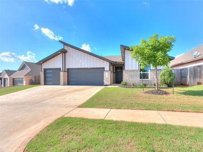 8221 NW 152nd Ter