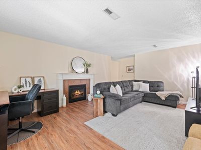 2912 W Hood Ave Unit C103