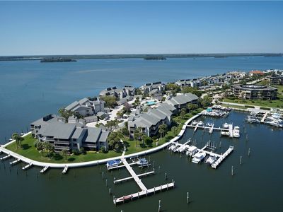 1880 Bay Rd APT 220I