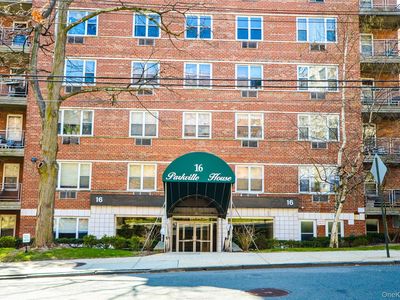 16 Lake Street #6A