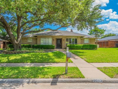 2212 Vickers Dr