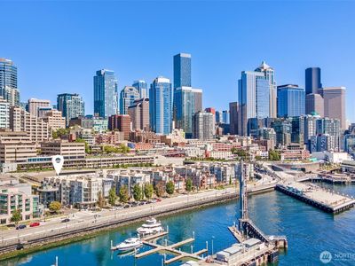 2000 Alaskan Way #543