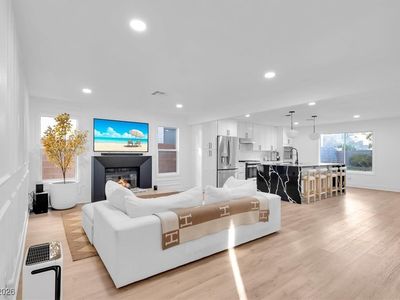 9836 Via Delores Ave