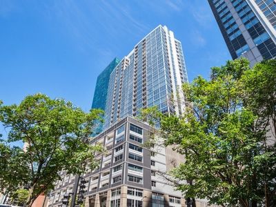 240 E Illinois St APT 2505