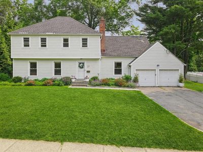 37 Oakland Beach Avenue