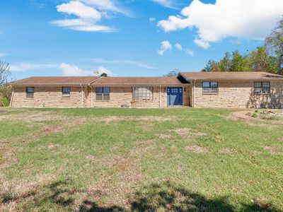 2526 Highway 242 W