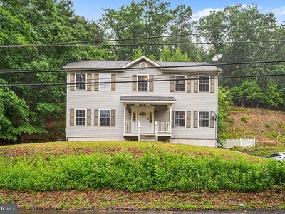 313 Lower Lakeview Dr