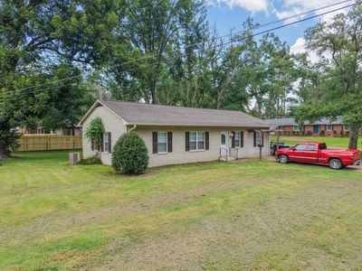 1703 Magnolia Rd