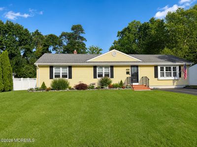 11 Forest Drive