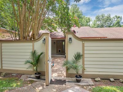 35 Moonlight Ln