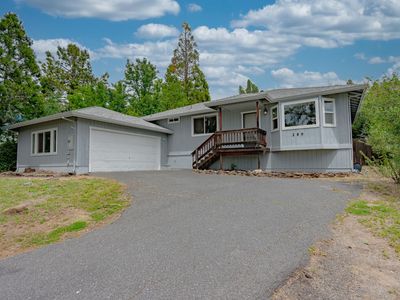 280 Apple Blossom Dr