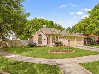 1715 Diamond Brook Dr
