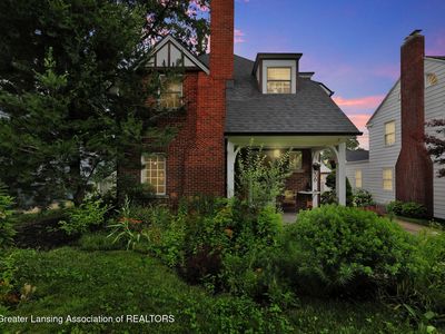 336 University Dr