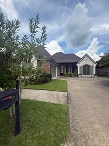 414 Little Pond Ln