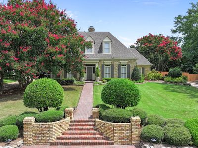 2147 Vaughn Ln