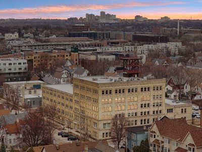 904 East Pearson STREET #304