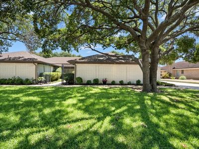 5115 Ledgestone Dr