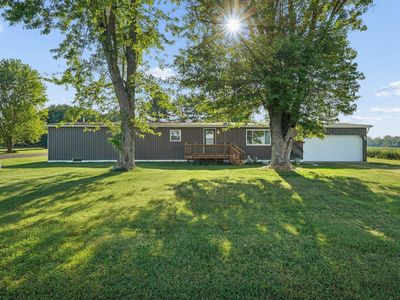 Property at 9730 Lake Rd NE, Millersport, OH