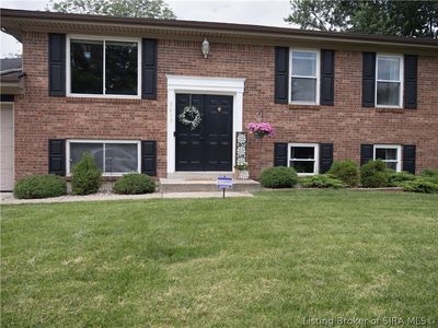 3613 Doe Run Way