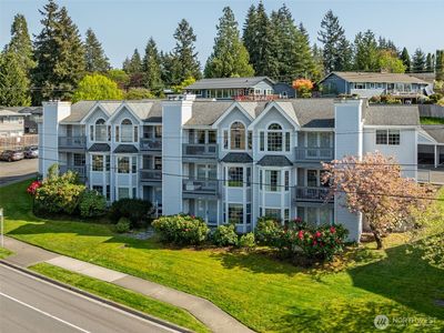 12025 SE 60th Street #B