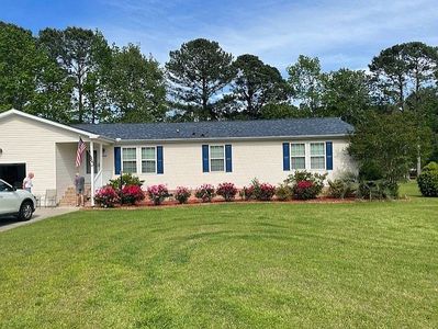 4453 Manitook Dr