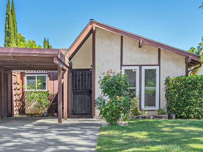 3315 Biscayne Bay Pl
